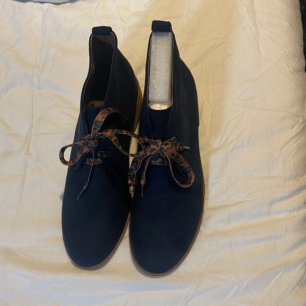 Hey girl by Corliss booties!!